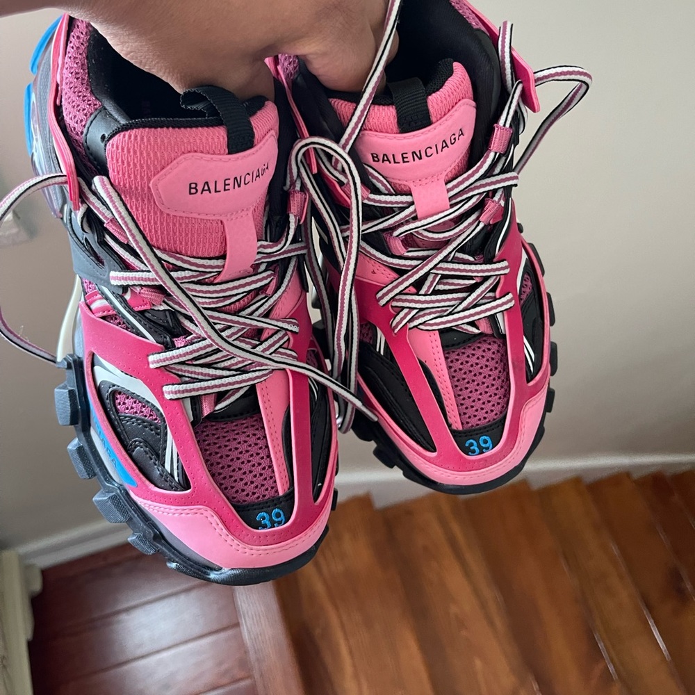 Authentic BALENCIAGA PINK AND BLACK TRACK SNEAKERS. WORN ONCE PERFECT CONDITION